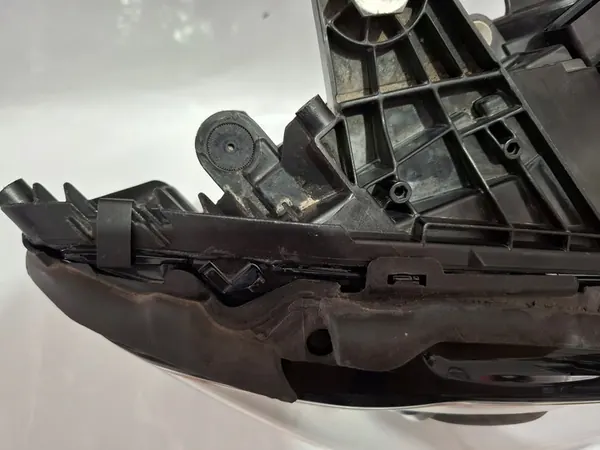 Rechter Reflectorlamp Mercedes C W205 A2059067202 image 8