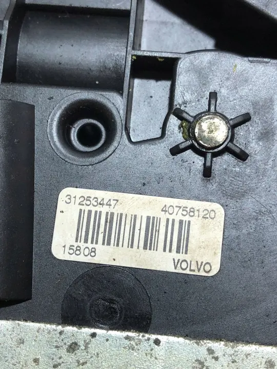 Fecho de porta-malas Volvo OEM 31253447 para V70 III image 10