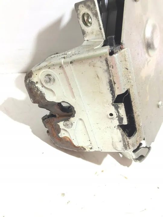 Fecho de porta-malas Volvo OEM 31253447 para V70 III image 9