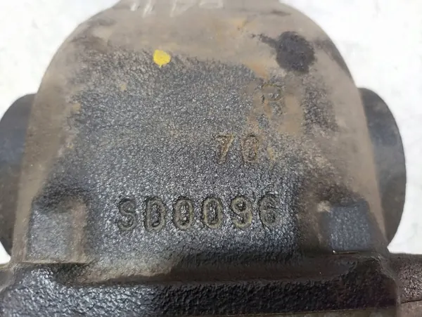 Subaru Differential OEM 41960994 - Begagnad image 8