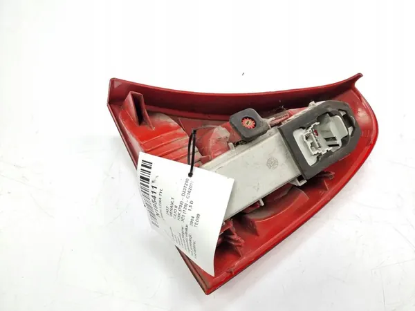 Lámpara Trasera Izquierda 8200071413 Renault Clio II image 3