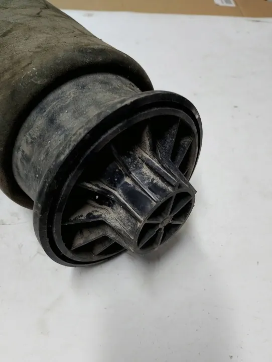 Mercedes-Benz GLS X166 Achter luchtveringbalg OEM R310716401 image 4