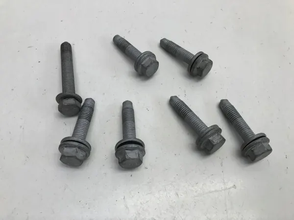 Tornillos suspensión trasera Opel Mokka II B 2022 - OEM image 2