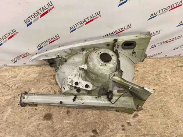 Rechter voorzijde kwart BMW 5 Touring E39 OEM 41148203422 image 7