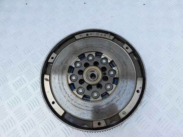 Kaksoismassavauhtipyörä Mercedes Sprinter 2.2 - 2.7 CDI A6110300605 OEM image 3