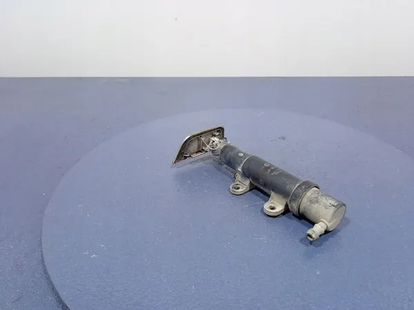 SKODA SUPERB I KOPLAMPWASSER 3U0955979 image 2