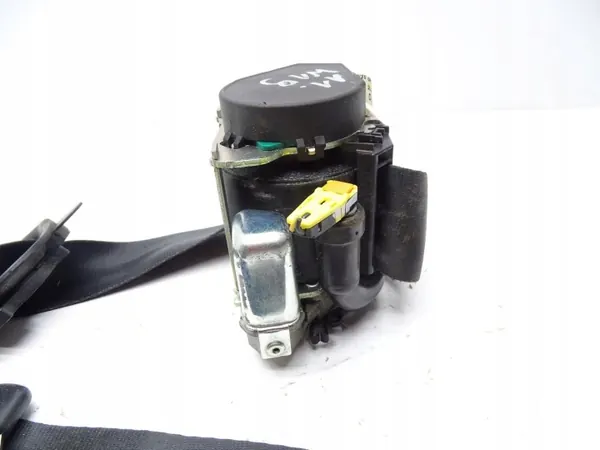 Säkerhetsbälte fram höger OEM 1K8857706A - Begagnad image 5