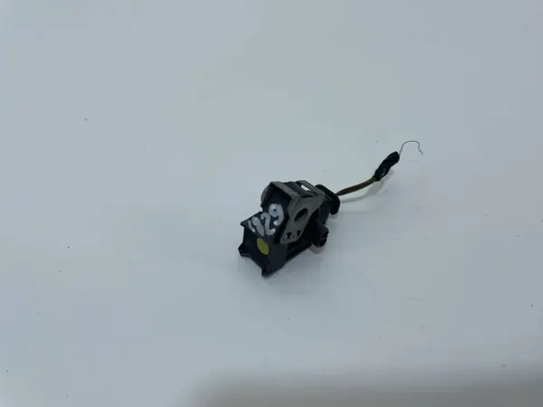 Aanrijdingssensorstekker OEM 9314520 voor BMW X3 X4 X5 image 2