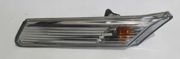 Porsche 911 997 Seitenmarkierungsleuchte links OEM 997631033 image 2