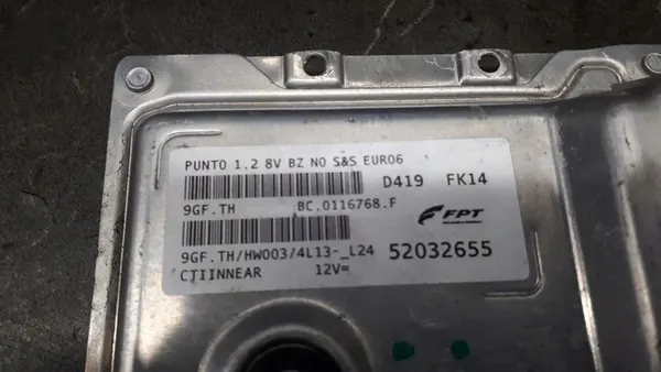 Unité de contrôle moteur Fiat Punto 1.2 8V OEM 52032655 image 6