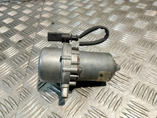Begagnad bromspump OEM 8E0927317 för Audi A6 C5 3.0 image 2