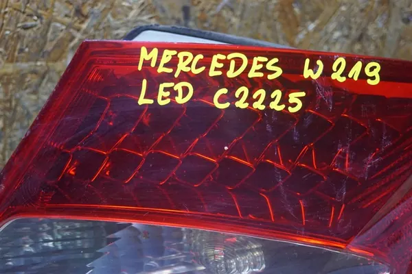 OEM Rechter Achterlicht Mercedes CLS W219 A2198200264 image 10
