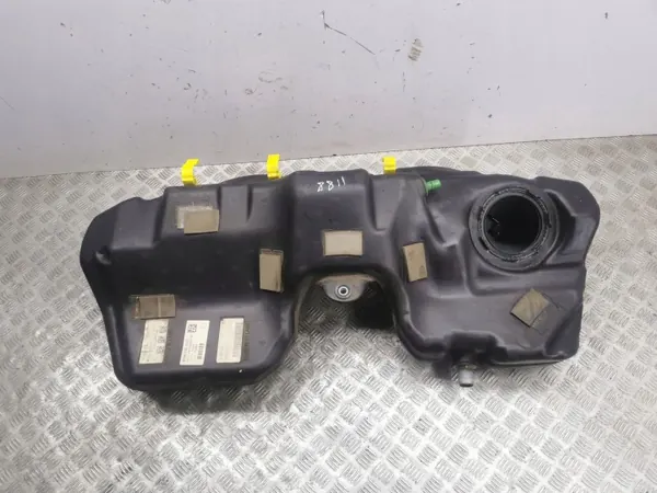 Tanque combustível OEM GX739K007FC para Jaguar XE 2.0L Diesel image 2
