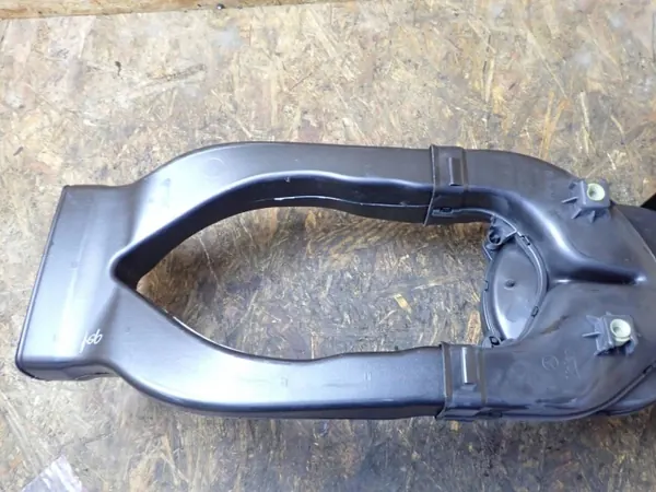 Ilmakanava Mercedes-Benz GL X166 OEM A1666800614 image 6