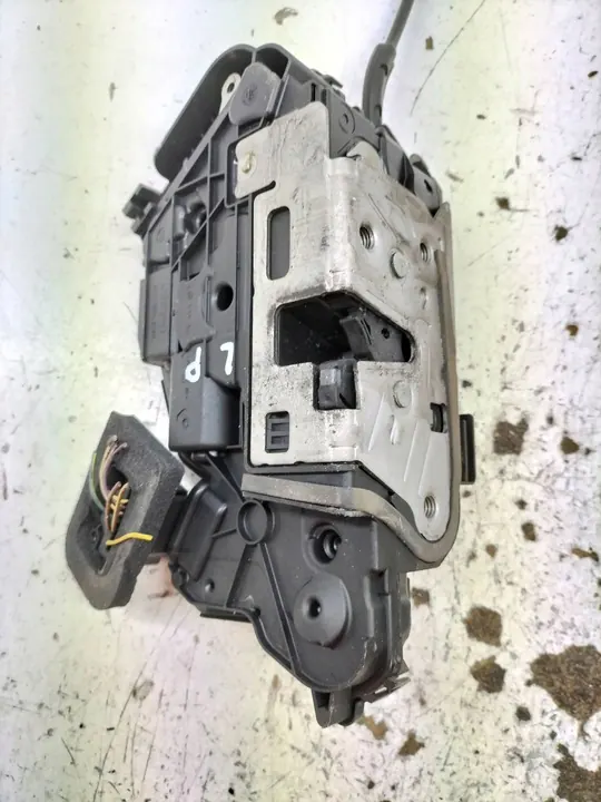 Vänster Framdörrslås Cupra Ateca I (2018–2024) OEM 5TB837015D image 3