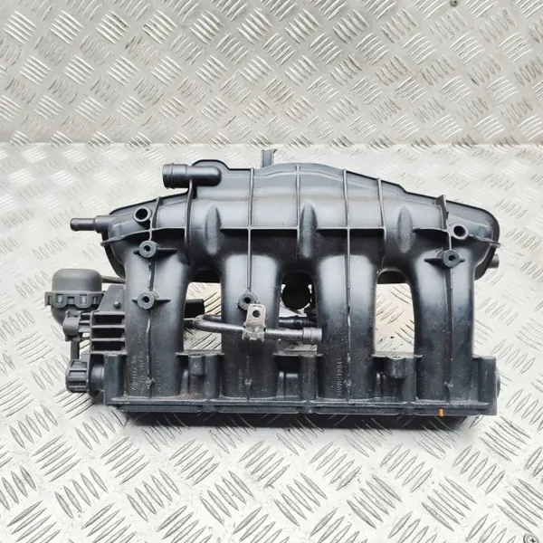 Ansaugkrümmer VW Tiguan 2.0L 06J133185BM image 2