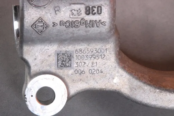 BMW OEM 6865930 Fram Höger Stötdämparfäste - 25 km image 5