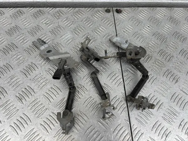 MERCEDES W206 C-Class Capteur de Niveau de Lumière A0009053713 image 1