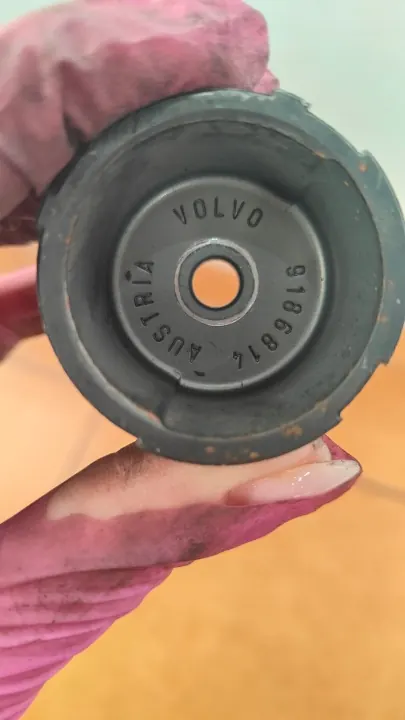 Volvo Rueda de Impulso Árbol de Levas OEM 9186814 image 4
