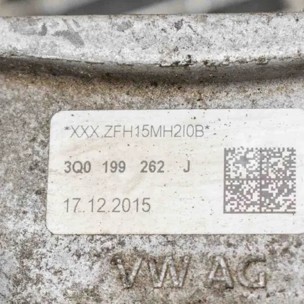 Moottorin tuki VW PASSAT B8 2.0L Oikea 3Q0199262J image 6