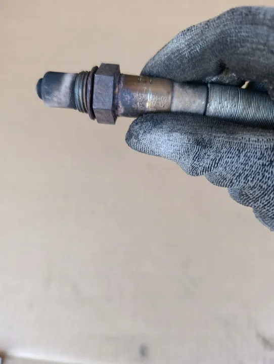 BMW 1 E87 2.0 B Sonde Lambda 7570104 image 4