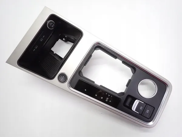 Panel túnel cambios OEM 576856329A SEAT Ateca image 2