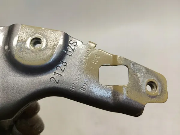 OEM 89A821135 Fram Höger Stänkskärmsfäste Audi Q4 E-TRON image 3