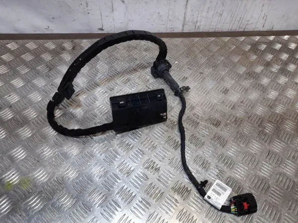 Chrysler Pacifican liukuoven kaapelointi OEM P68230073AD image 2