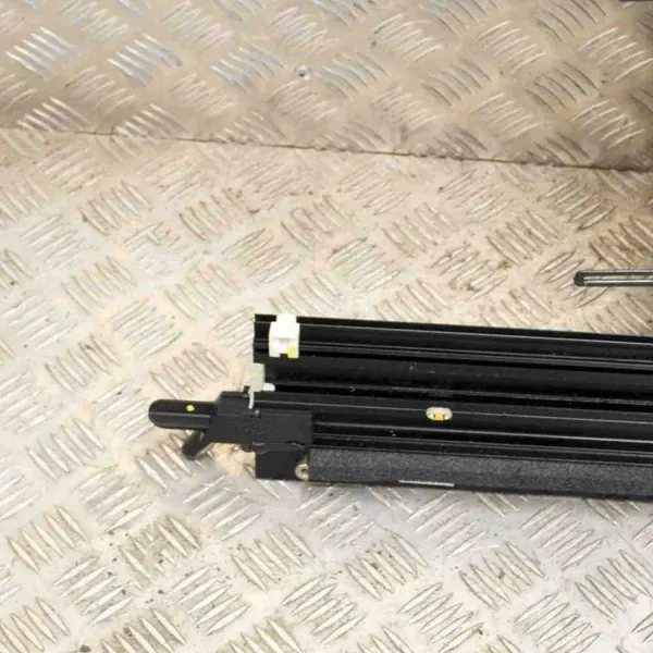 Gebrauchtes Schiebedach OEM AA04013 für SsangYong Rodius 2.7L image 4