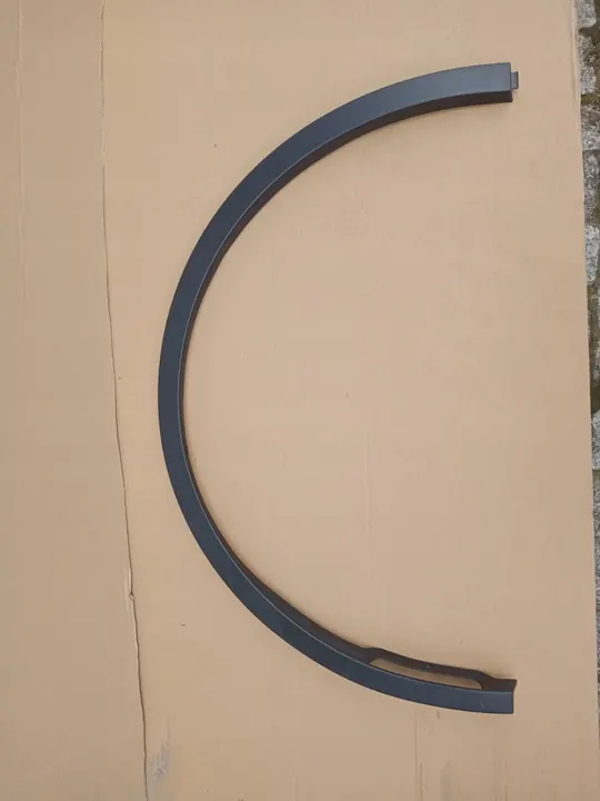 Tesla Y Moldura de Guardabarros Izquierda Delantera image 4