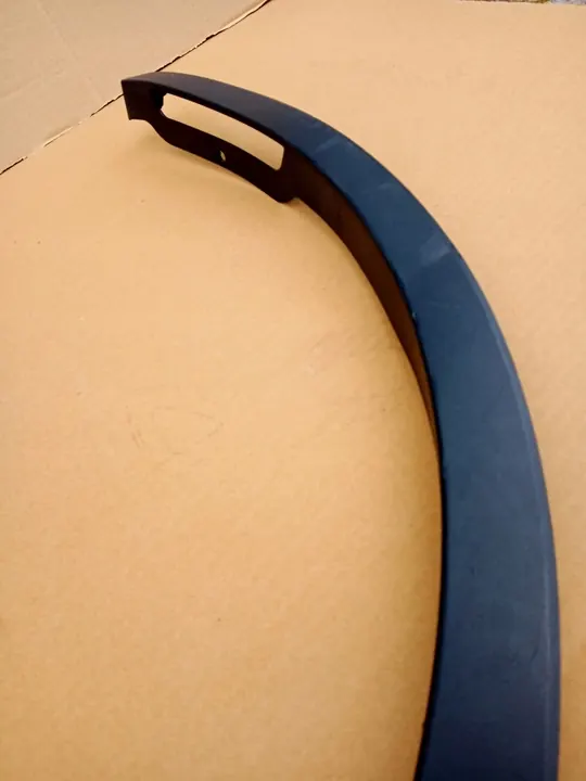 Tesla Y Moldura de Guardabarros Izquierda Delantera image 5