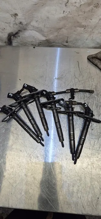 Set di iniettori Audi A8 D3 3.0 TDI 059130277S image 4