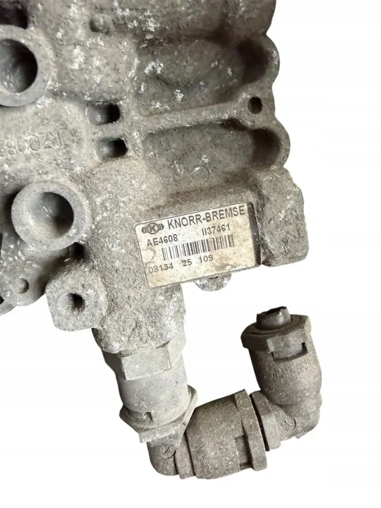 Lufttorkarventil OEM Iveco Eurocargo - Begagnad image 3