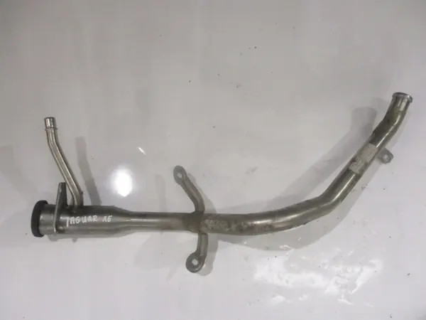 Jaguar XE Tankstutzen OEM GX73-9034CC image 2