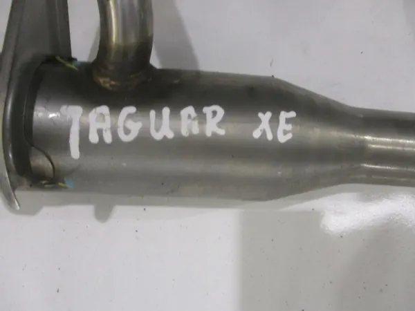 Jaguar XE Tankstutzen OEM GX73-9034CC image 4