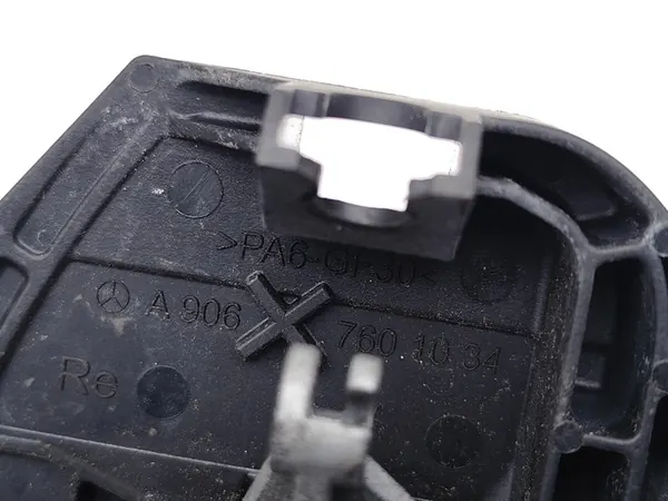 Fram höger dörrlås Mercedes-Benz Sprinter 2017 A9067600070 image 7