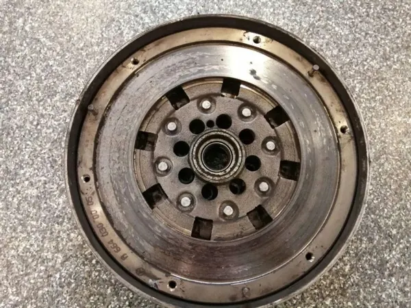 Pignon de boîte Chrysler PT Cruiser OEM A6640300005 image 2