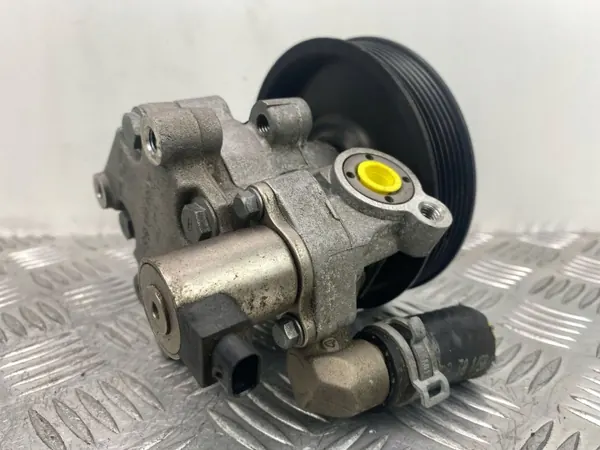 Pompe de direction Mercedes-Benz OE A 006 466 68 01 image 4