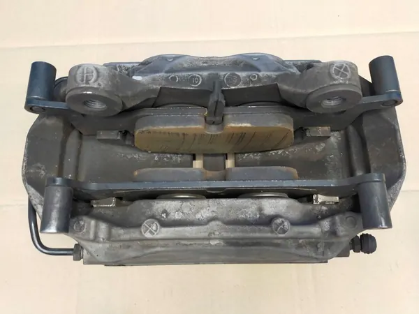 AUDI A6 C8 S-LINE Etu vasen jarrusatula 338x30mm image 7