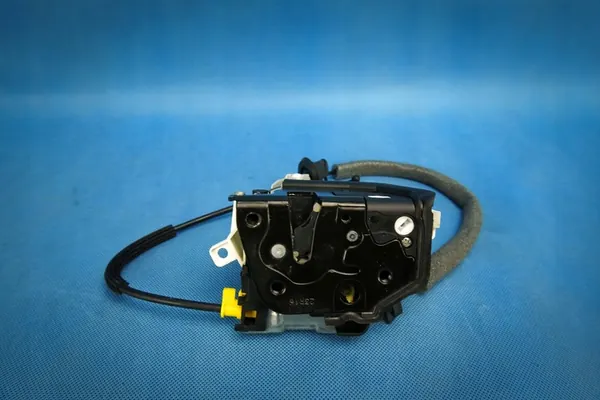 Fram Höger Dörrlås Audi A4 A5 A6 Q5 8J1837016E image 2