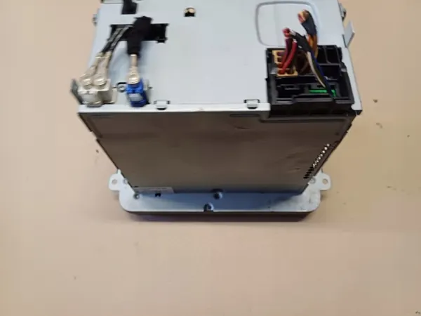 VW Passat B7 Navigatieradio OEM 3C0035279 image 7