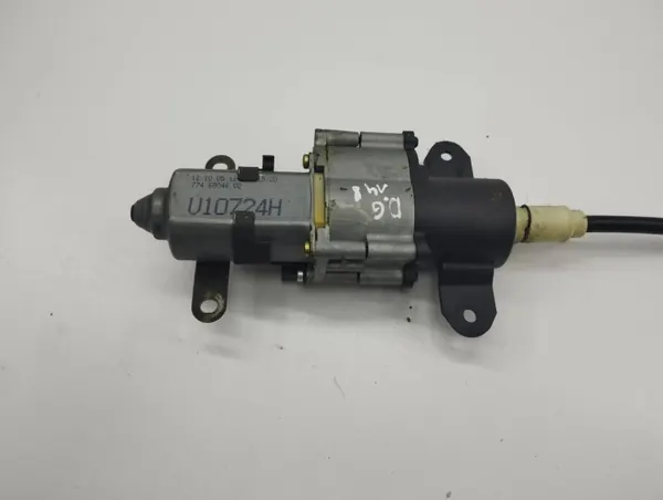 Chrysler Voyager 2006 schuifdeurmotor OEM 7746804602 image 3