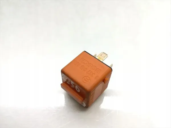 BMW Z3 Rela 1.9i 2000 Avomalli OEM 1378238 image 2