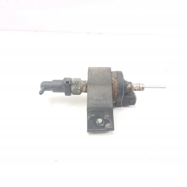 Mercedes-Benz Webasto kiertopumppu OEM 221000500400 image 2