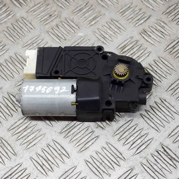 Motor de teto solar OEM A2044420723 Mercedes-Benz GLK image 2