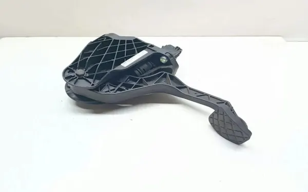Pédale d'embrayage OEM 3C2721059BJ pour VW Passat CC image 2