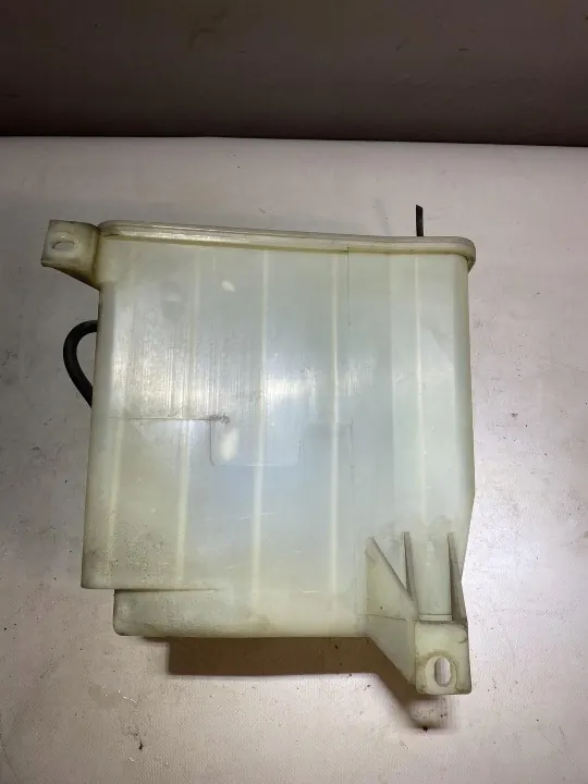 Scheibenwaschbehälter Jaguar XK 2004-2006 OEM SKU10650 image 3