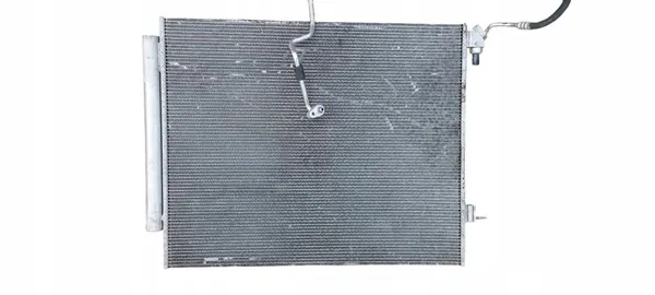 Mercedes-Benz OE A1675001200 ilmastointikondensaattori image 2