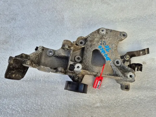 Soporte compresor aire acondicionado Opel Combo D OEM 55253863 image 2