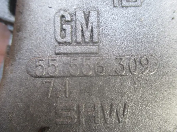 OPEL 1.0 1.2 1.4 Täckning Pumpa olja 55556309 image 3